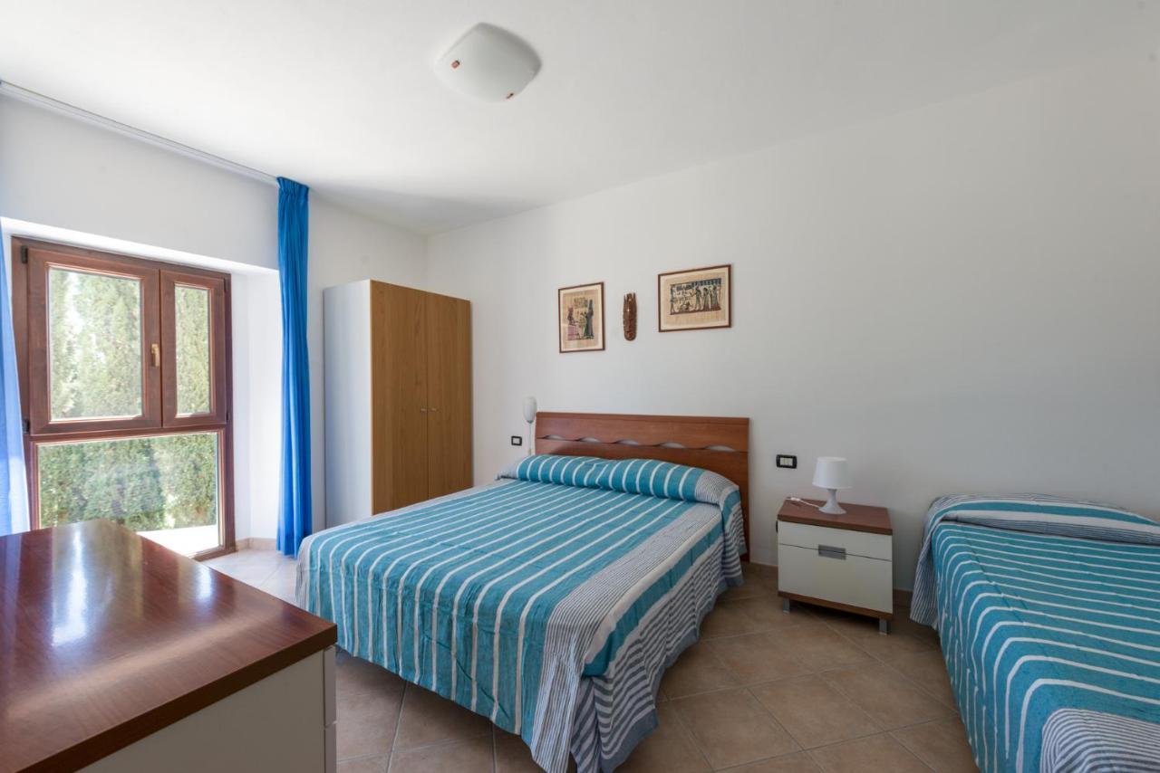 Agriturismo Le Vecchie Scuole กัมปีลยา มาริตติมา ภายนอก รูปภาพ