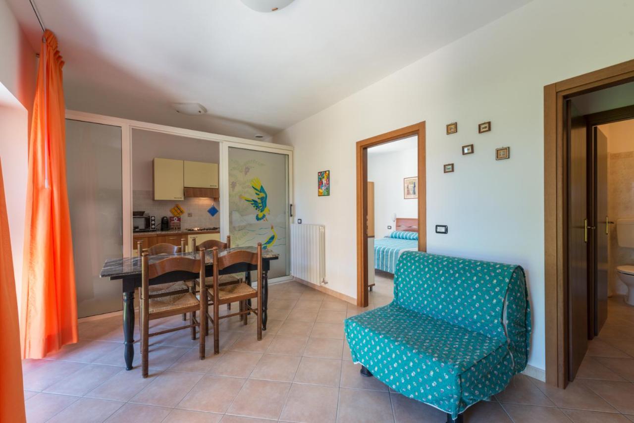 Agriturismo Le Vecchie Scuole กัมปีลยา มาริตติมา ภายนอก รูปภาพ