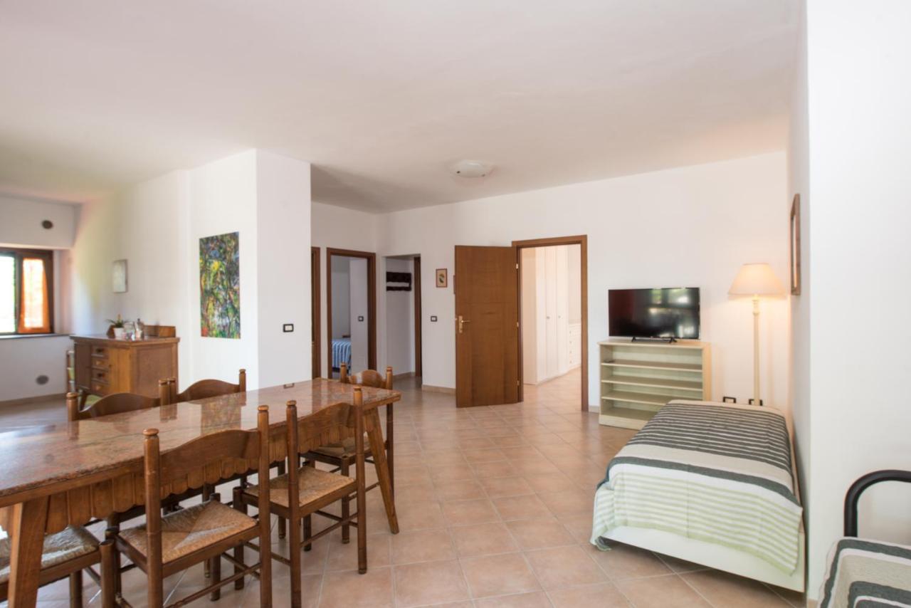 Agriturismo Le Vecchie Scuole กัมปีลยา มาริตติมา ภายนอก รูปภาพ
