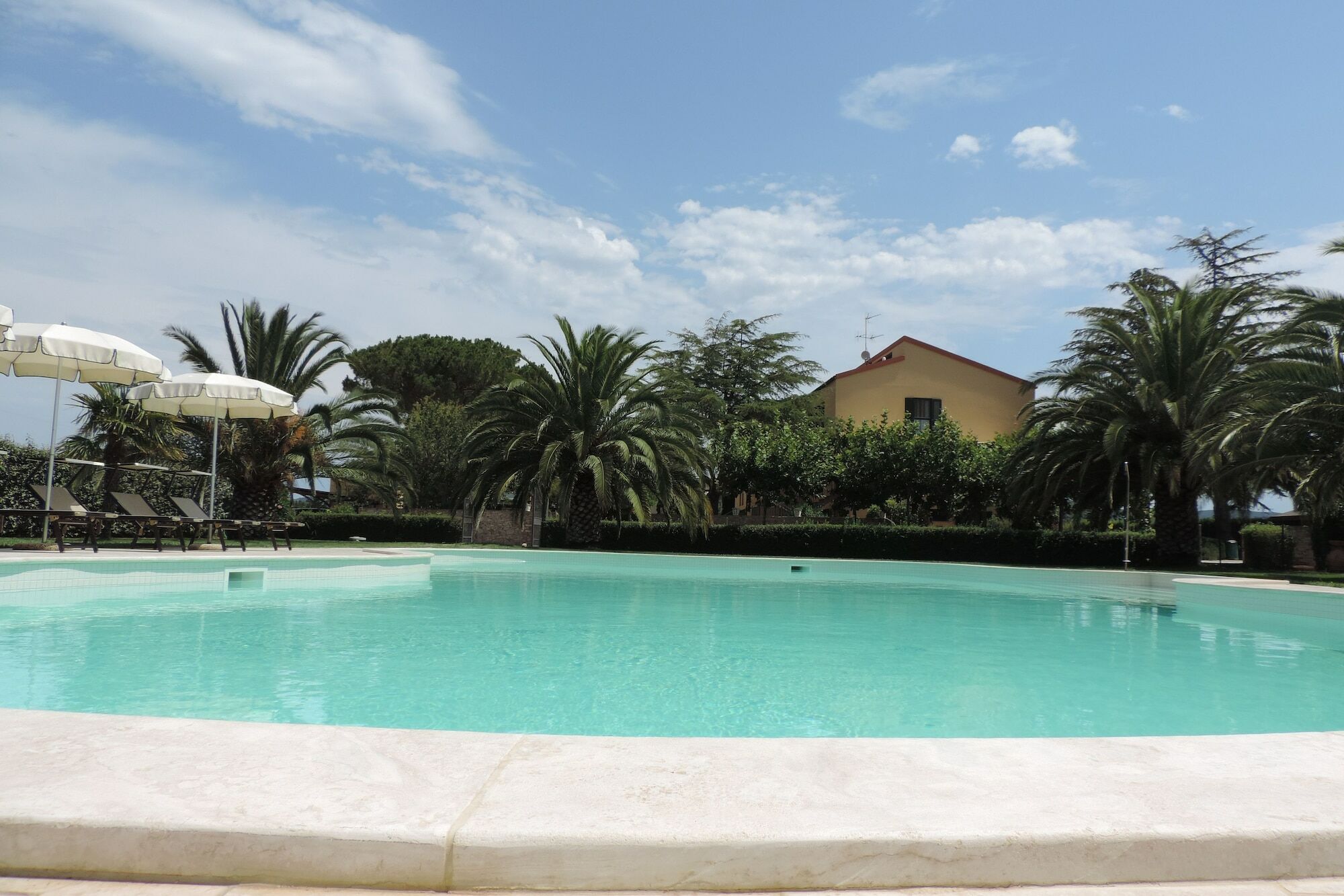 Agriturismo Le Vecchie Scuole กัมปีลยา มาริตติมา ภายนอก รูปภาพ
